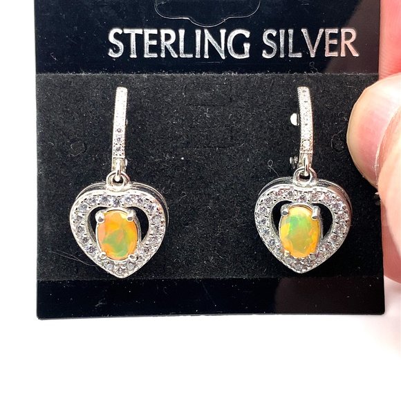 Welo Opal 1.30ct White Gold Finish Silver Earrings - Picture 1 of 6